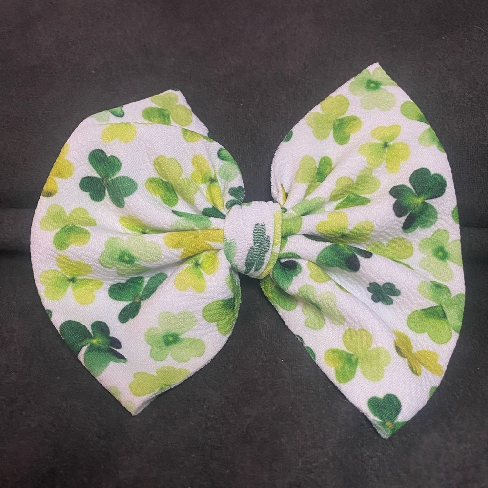 Little lopers big bow